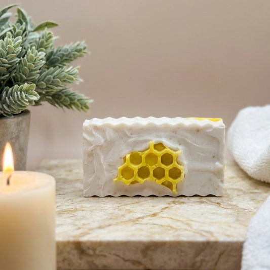 Oat Honey | Soothing natural soap for sensitive skin