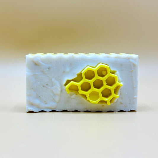 Oat Honey | Soothing natural soap for sensitive skin